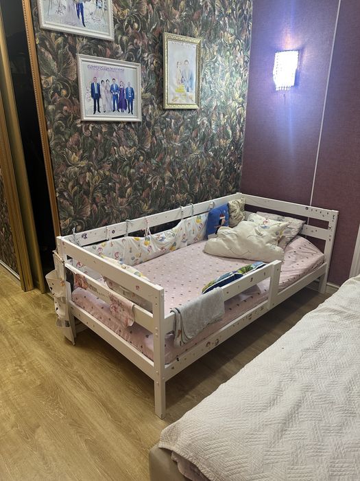 Детская кровать натуральное дерево