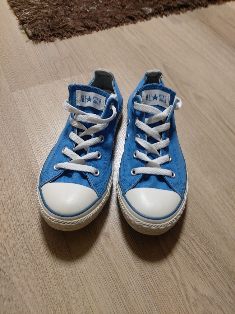 Кецове Converse .