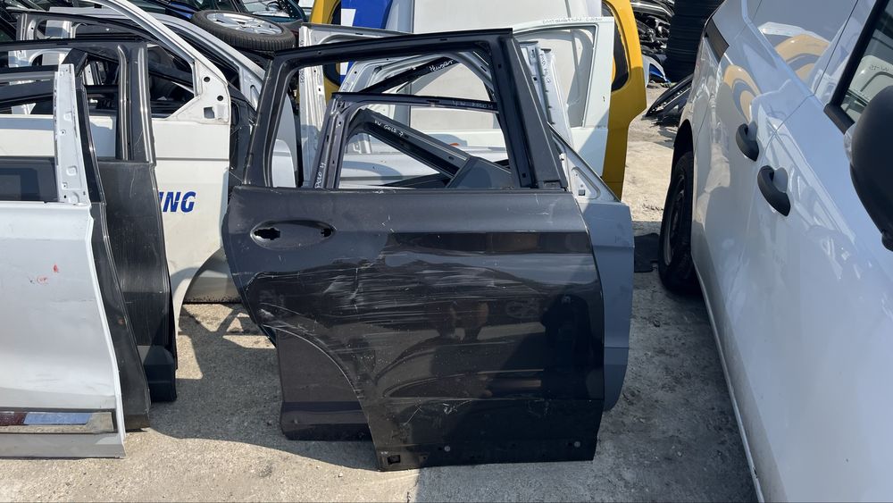 задна дясна врата BMW X3 G01/G02 2017- 2бр