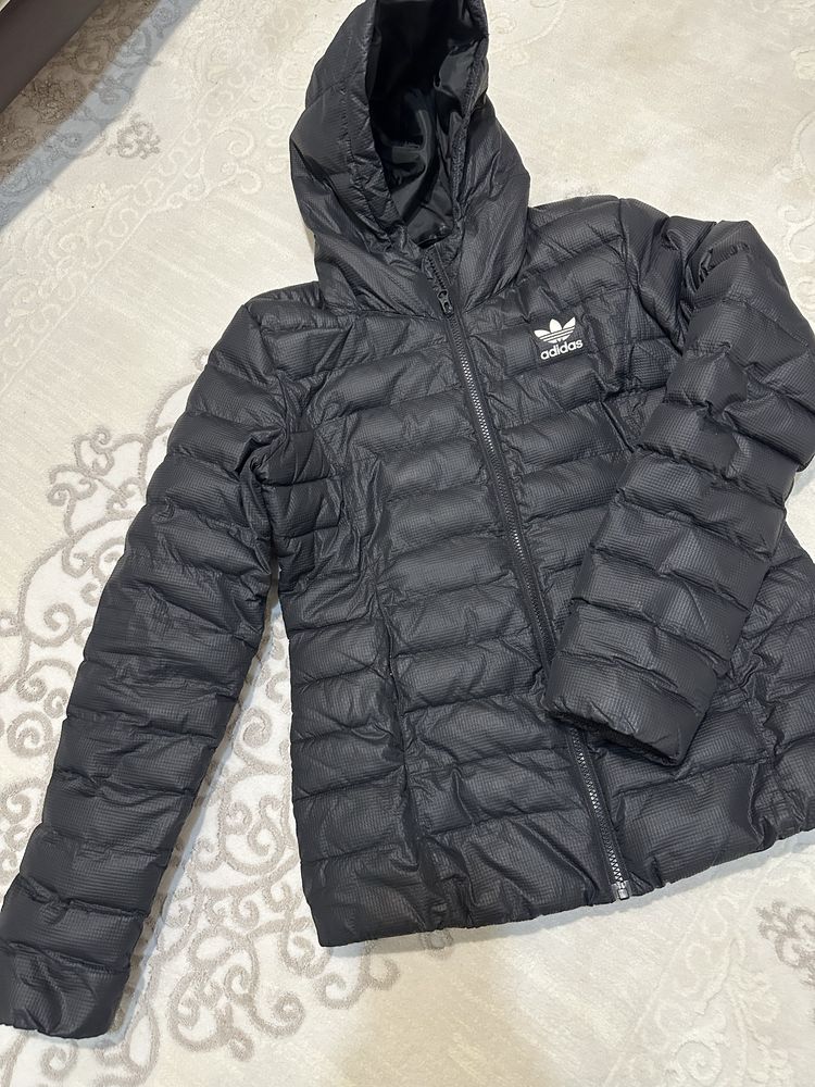Черно дамско яке adidas