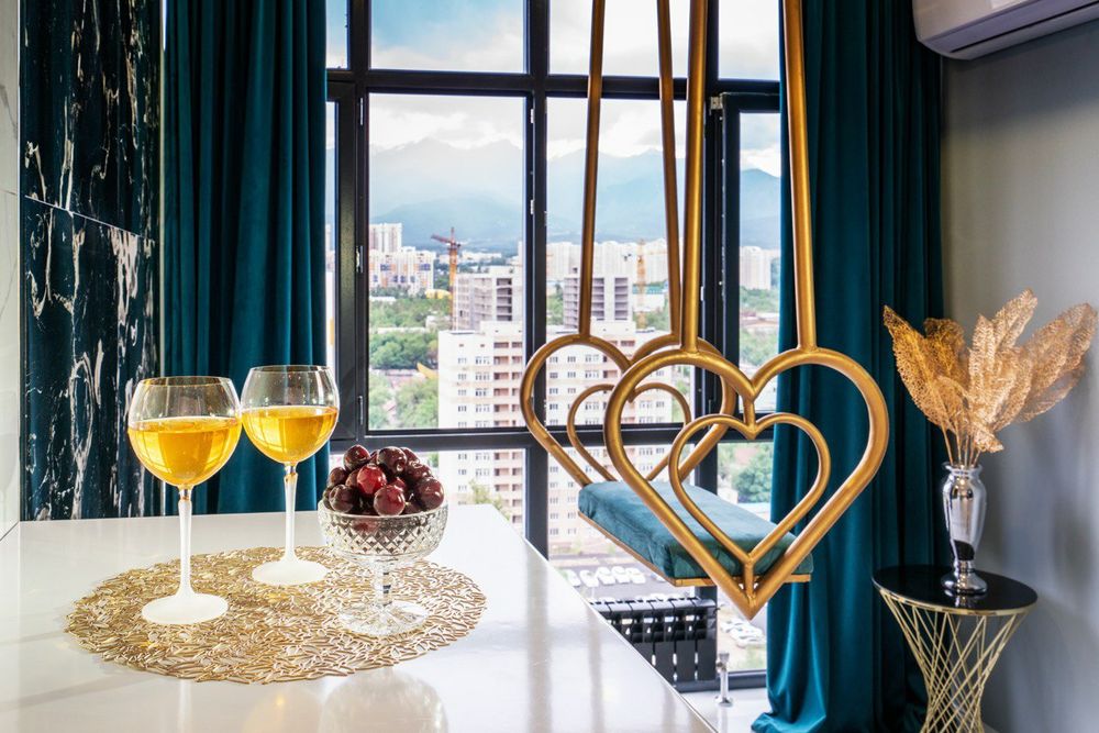 Новая люкс квартира возле Меги с видом на горы