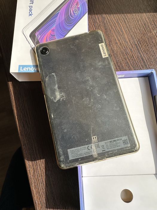 Продается  планшет Lenovo tab