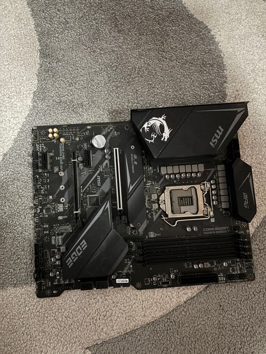 Placă de bază mpg z490 gaming edge wifi