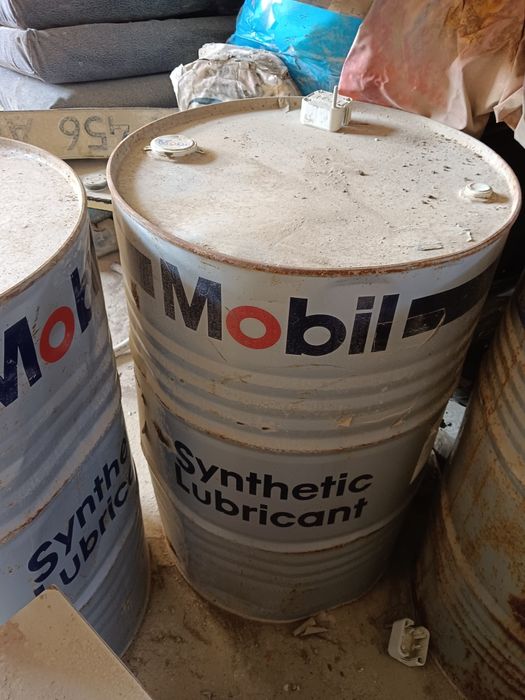 Продается масло Mobil. 75/90  для редукторов и подшибников.
 150000т
Т