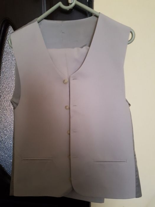 Costum barbatesc.