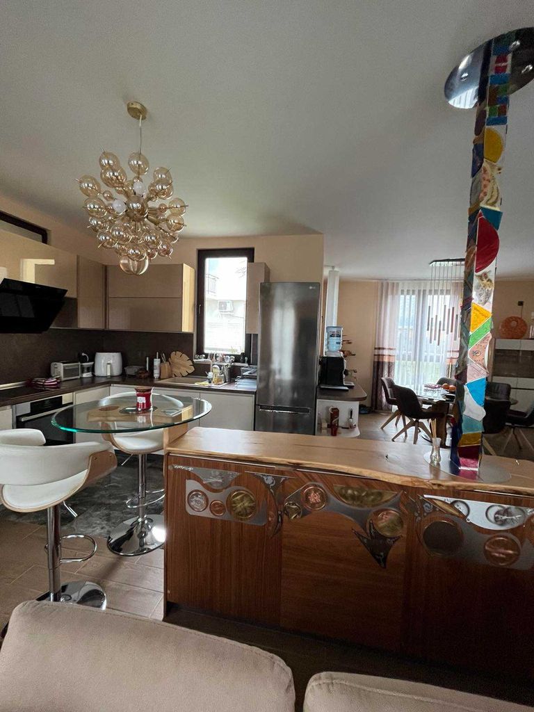 Продава се Къща в с. Ковачевци, Област София-област - 240 кв.м за 1584 €/кв.м - Снимка #3