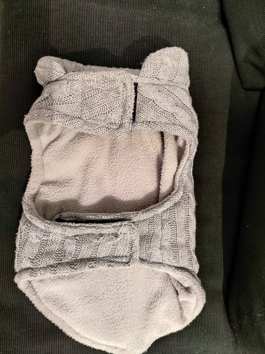 За малко куче дрешки