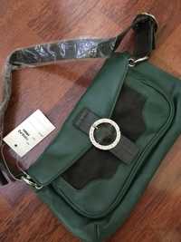 Малка зелена чанта