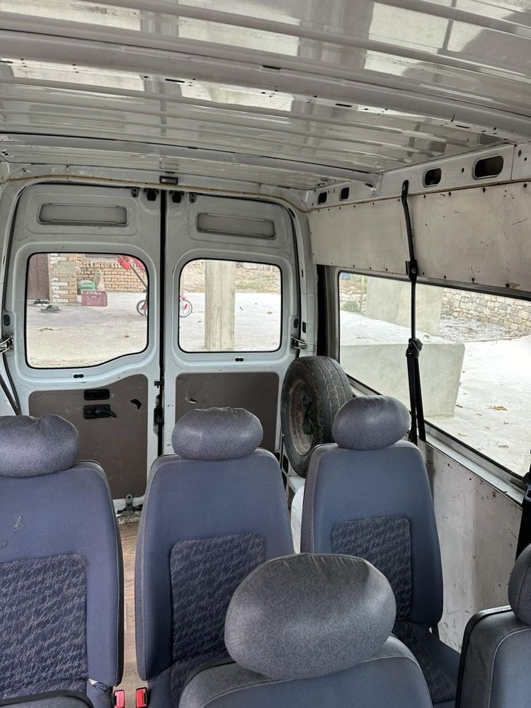 Микробус Opel Movano 2.8D
