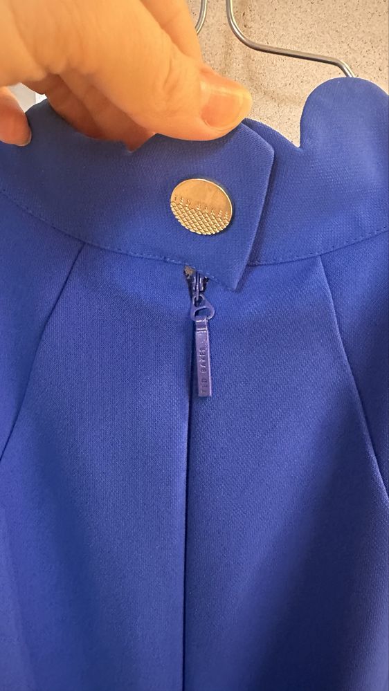 Ted Baker, Xs, гащеризон