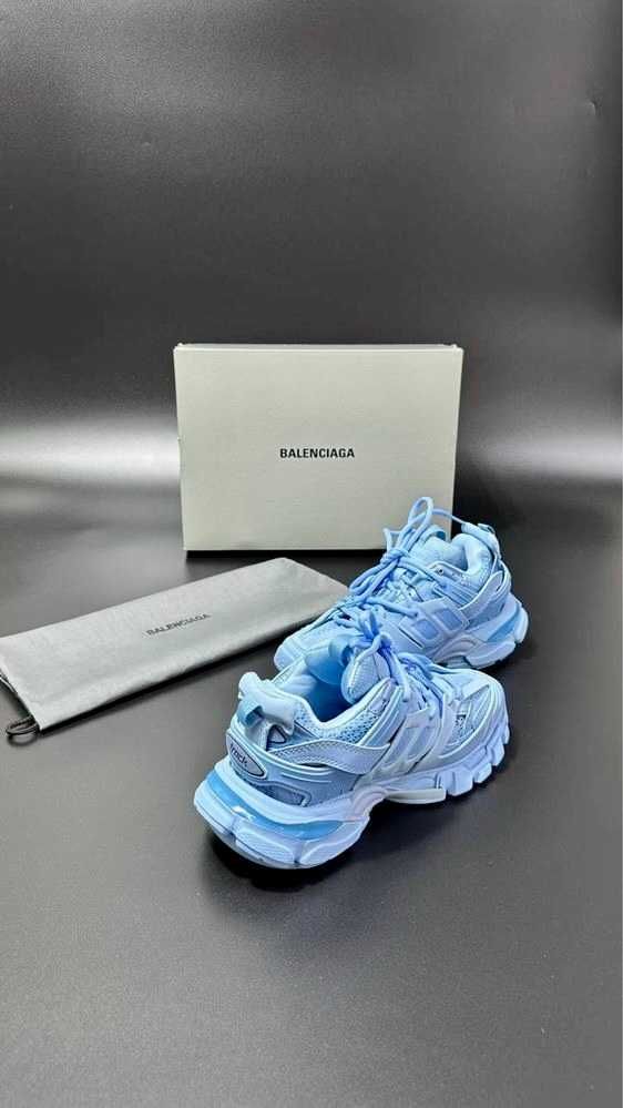 Balenciaga Track
