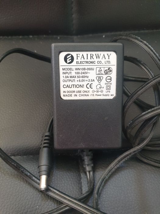 Различни адаптери