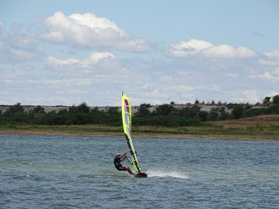 Уинд сърф оборудване