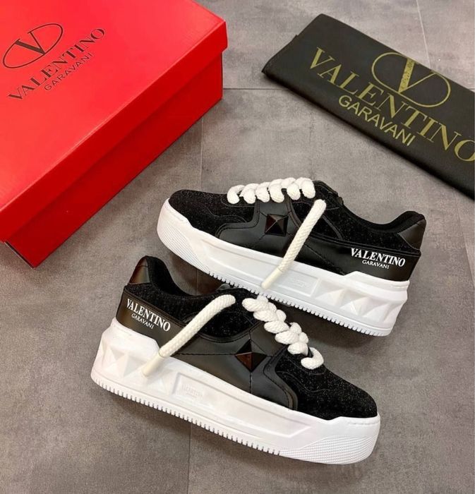 Adidasi Valentino Garavani One Stud cu sclipici GLITTER