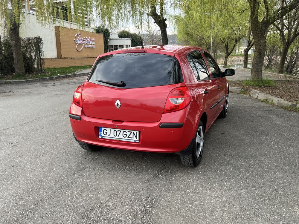 Renault clio 3……