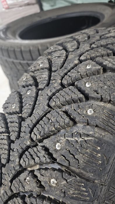 СРОЧНО! Готовый комплект шипованных шин с дисками 175/65/14