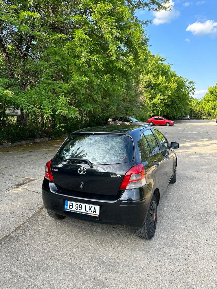 De vanzare Toyota yaris 1.4 diesel,2011