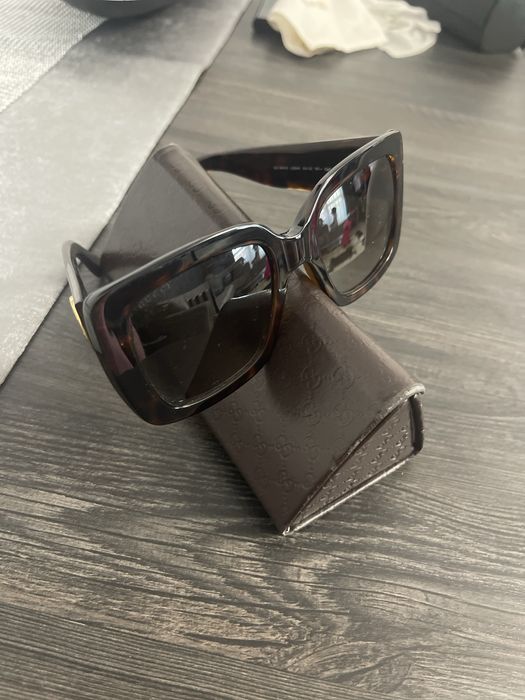 Vand ochelari de soare Gucci originali