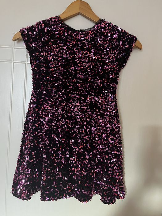 Рокля с пайети Зара 122