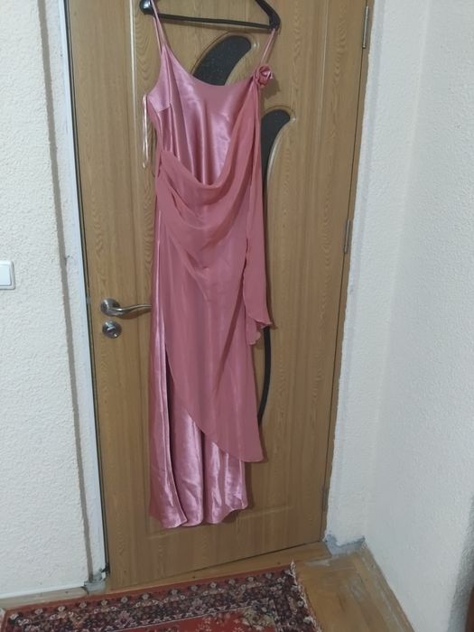 Rochii de seara și ocazii !