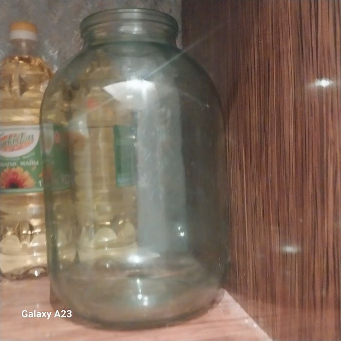 Банки стекляннные 3_х литровые