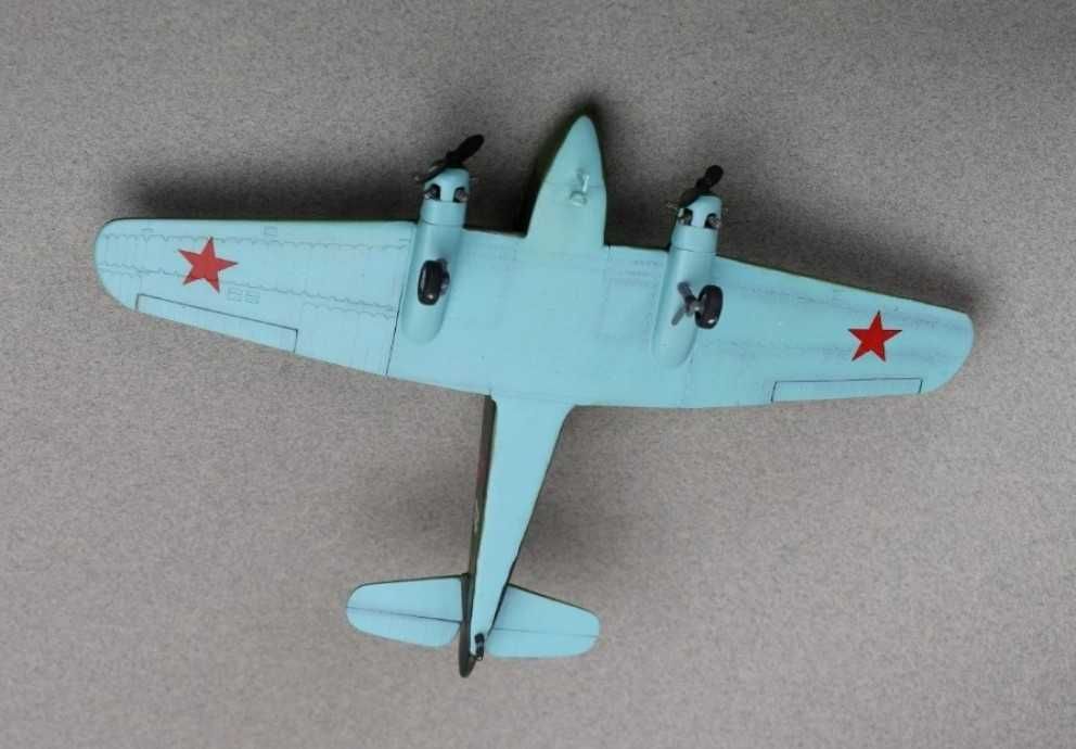 сборная модель самолёта Як-6 учебный макет в класс