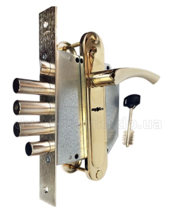 Вскрытие замка. Заклинил замок, ключ. Потеряли ключ. Не открывается .