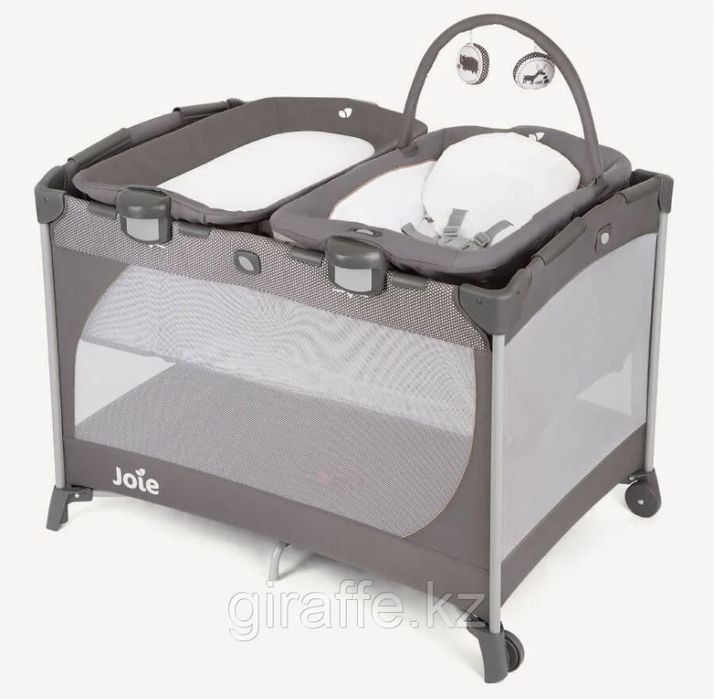 Продам манеж в комплекте шезлонг и пеленальный столик