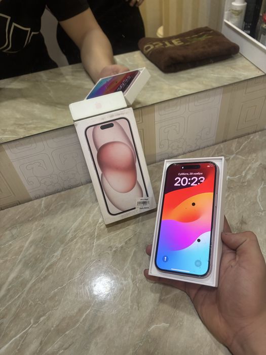 Продам айфон 15полный комплект 87акб