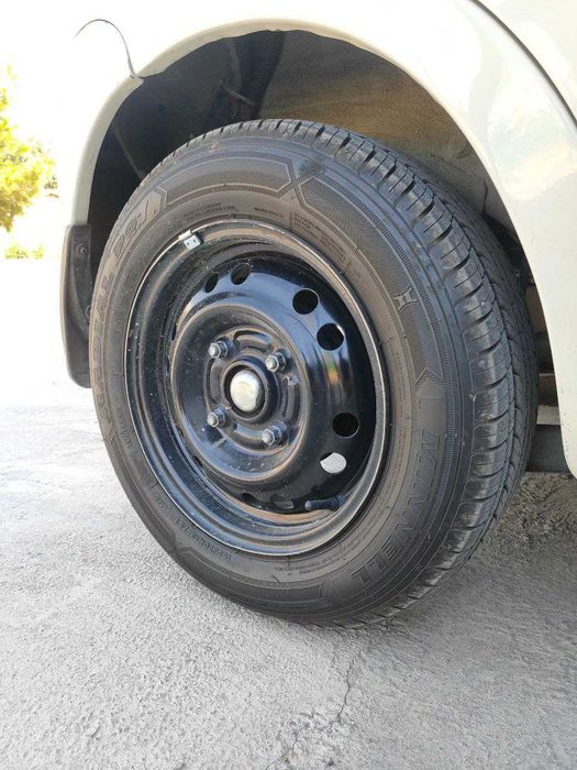 Matizlar uchun 165/70R13 yumshoq sifatli balonlar bor