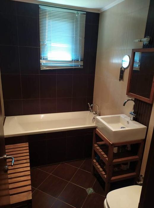 Дава се под наем Тристаен апартамент в София, Център - 110 кв.м за 850 € - Снимка #9