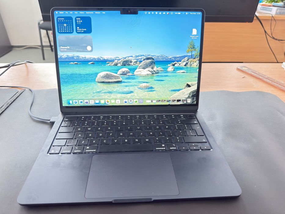 Apple MacBook Air 13" M4 16RAM 256GB Гаранция!