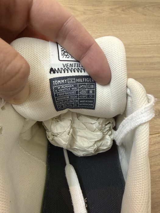 Продавам мъжки маратонки Tommy Hilfiger