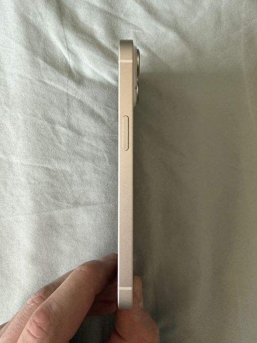 Продам Айфон 14 128гб