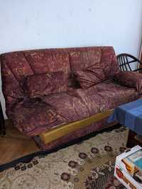Безплатен диван с подматрачна рамка