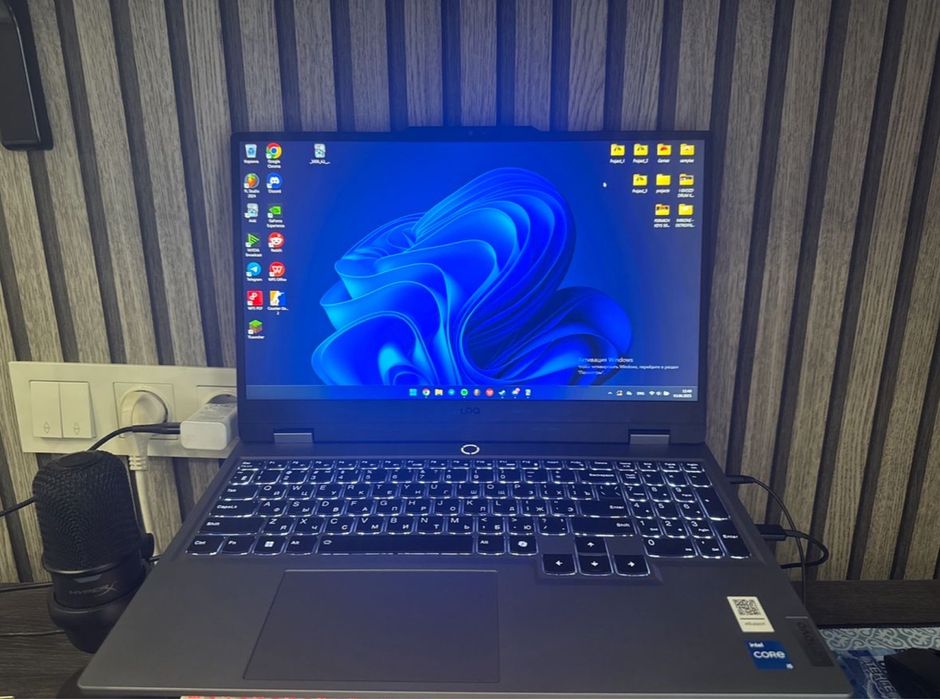 Продам игровой ноутбук lenovo