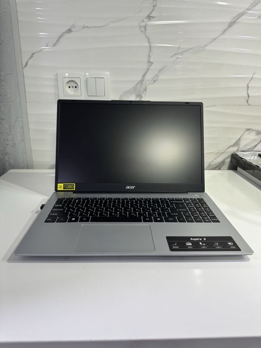 Acer aspire 3 AMD Ryzen 3(7730u)