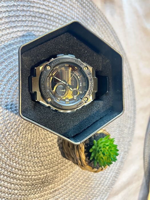 Мъжки часовник CASIO G-SHOCK G-STEEL GST-200CP
