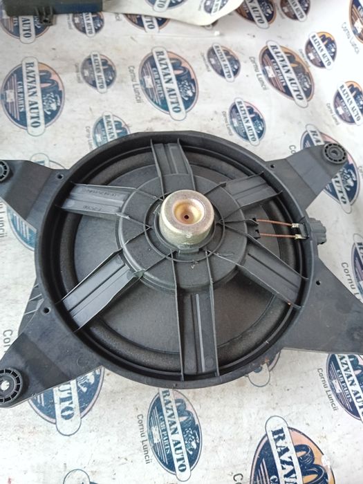 subwoofer spate original  audi a6 c7 2012