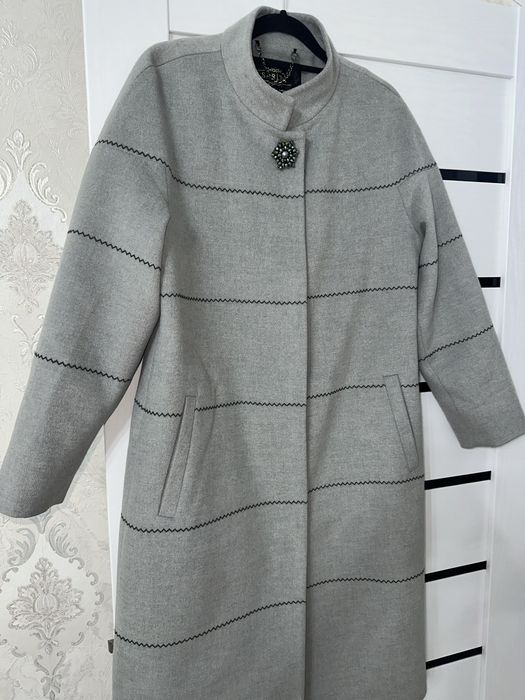 Продаю пальто, почти новое