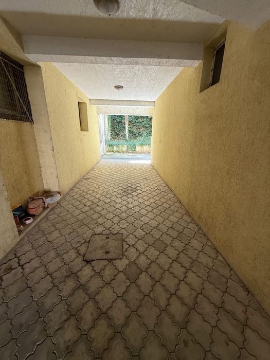 Ofer spre vanzare Apartament 2 Camere zona Centrala Etaj 2