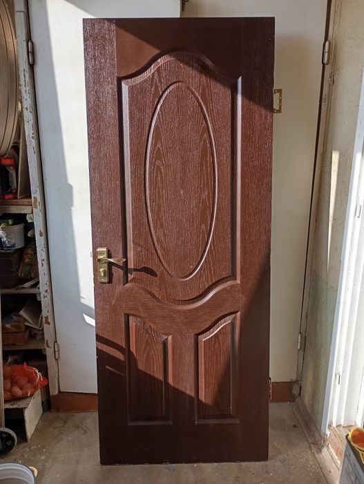 Двери межкомнатные.