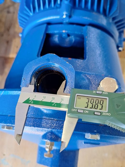 Напорни помпи за вода Lowara