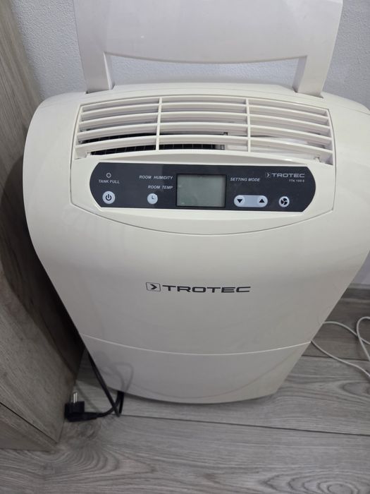Vand Dezumidificator Trotec TTK 100 E, 30 litri/zi, 220mc/ora