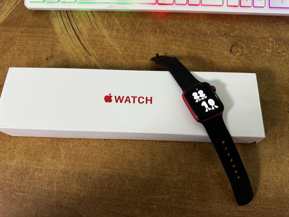 Apple wotch 6 40 mm Red product