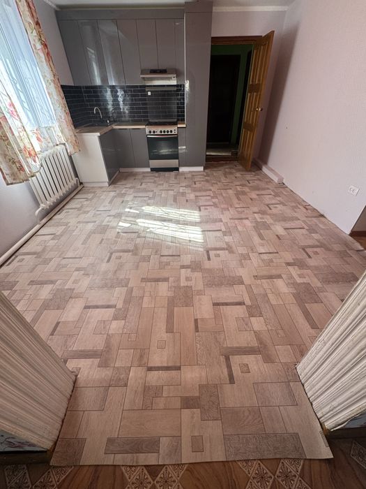 Линолеум бу в хорошем состоянии