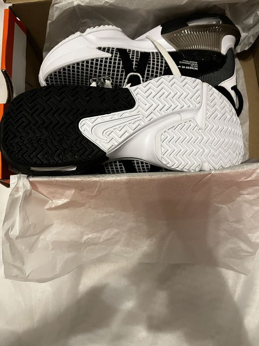 Papuci basket Lebron Witness VII unisex , marime 38