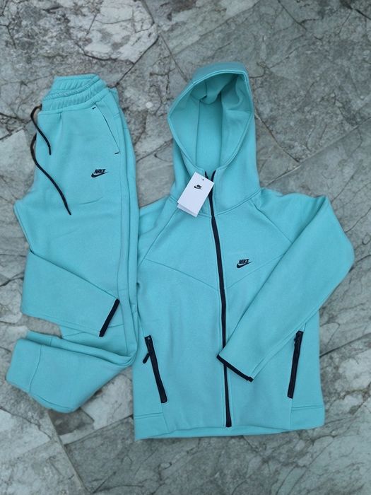 Ватирани дамски екипи