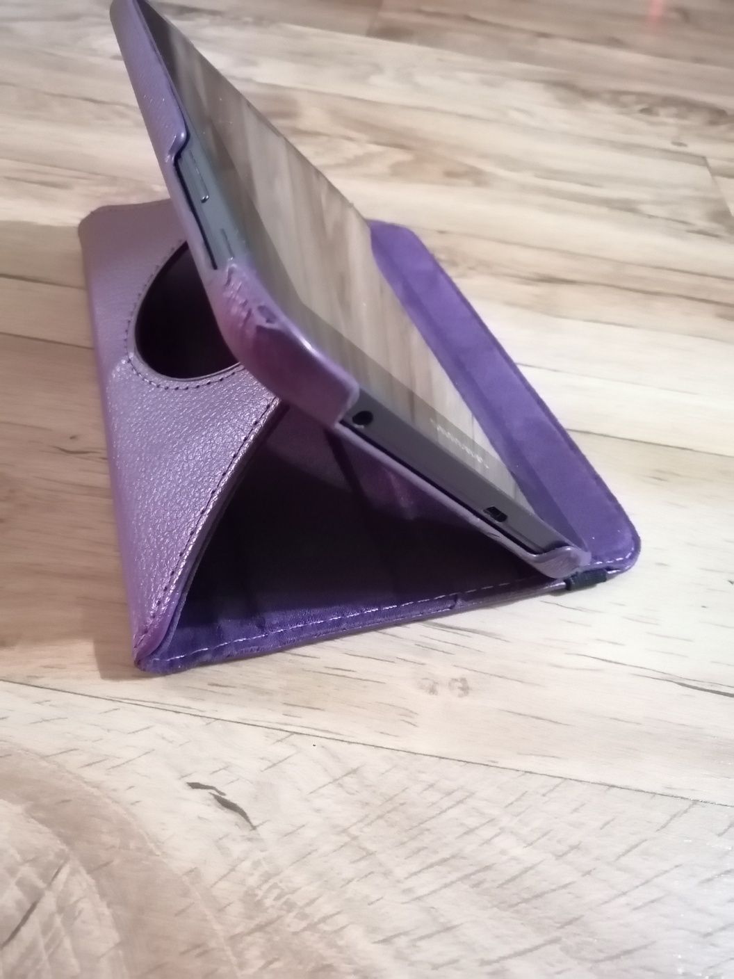 Планшет Samsung Tab 3 lite