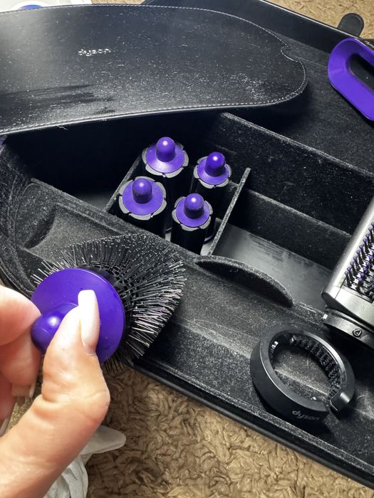 Uscator de par Dyson